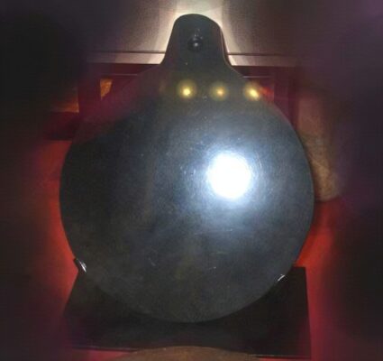 Specchio-magico-di-ossidiana-curiosauro.it-20220329[1]